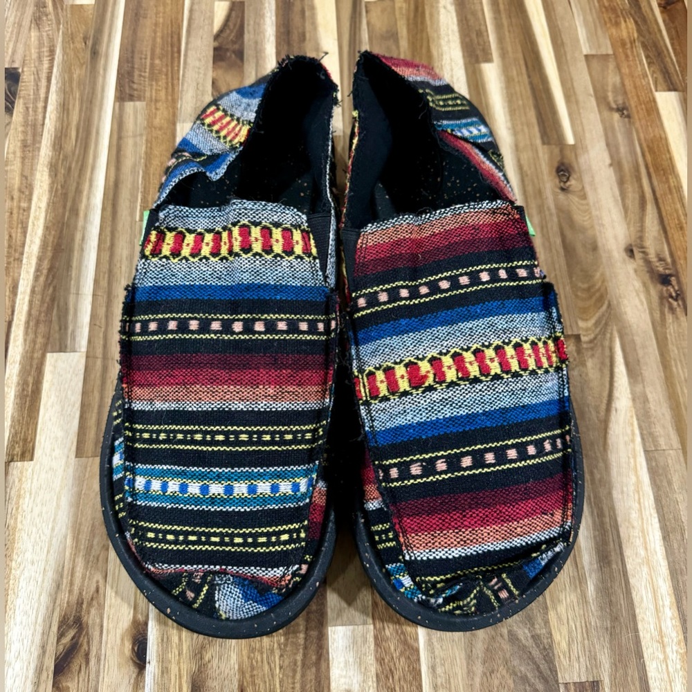 Like New Men’s Sanuk Hippie Loafers 13 - Picture 2 of 10